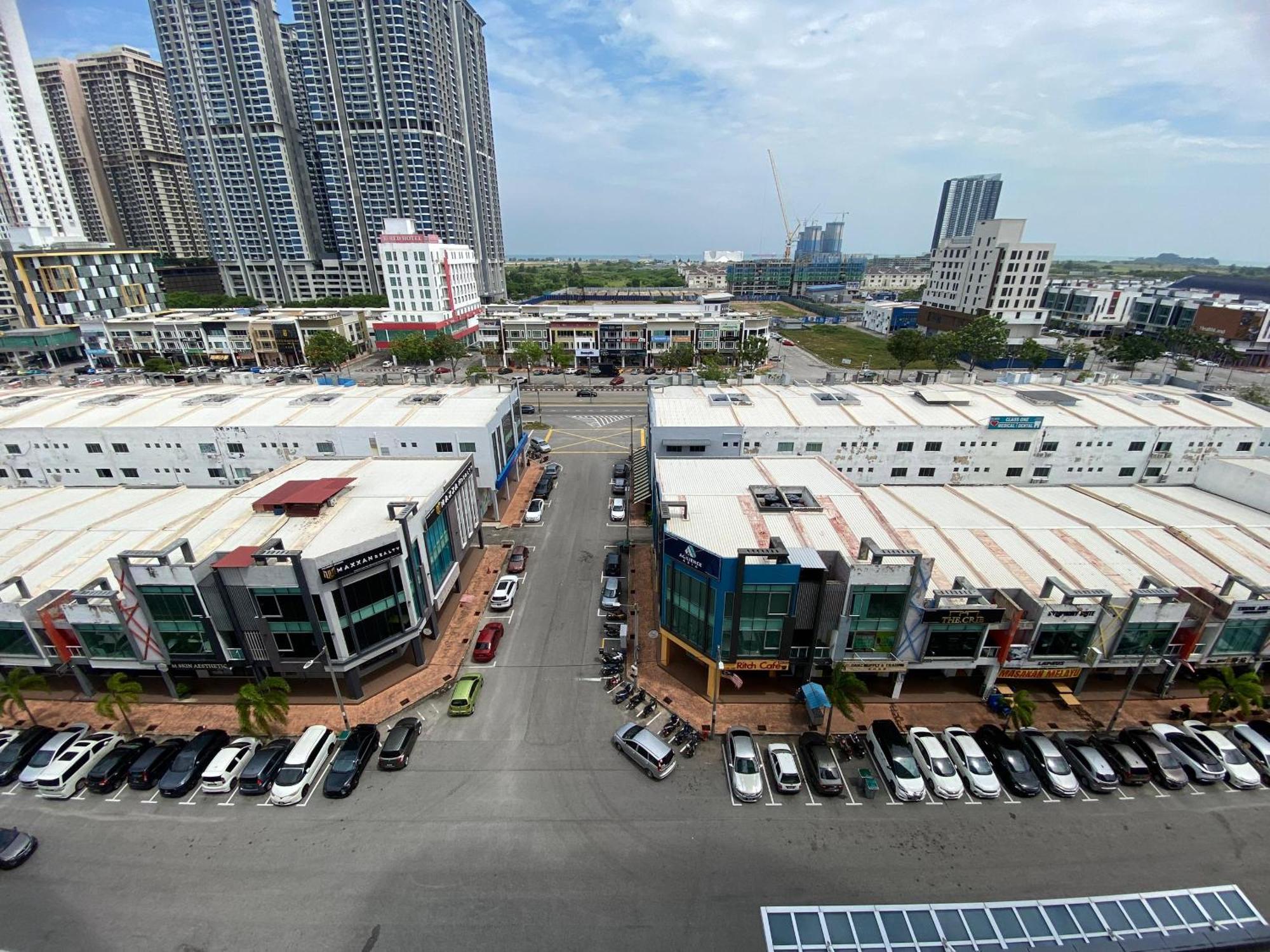 The Wave Residence By Jeffery Lam Home Management Malacca Exterior foto